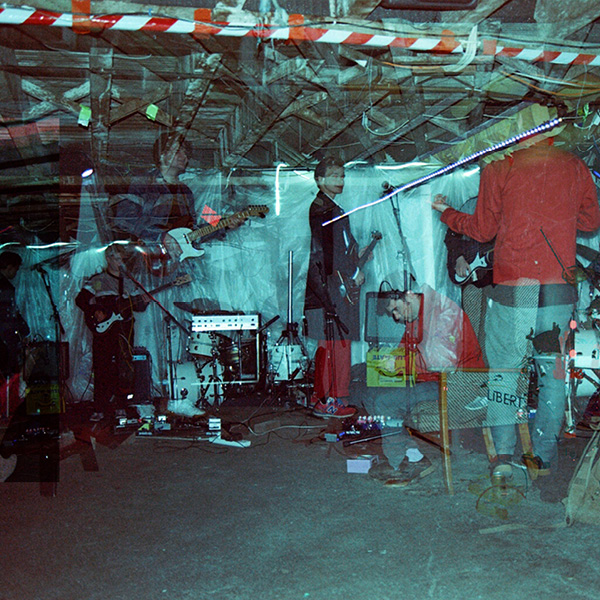 BLACK MIDI